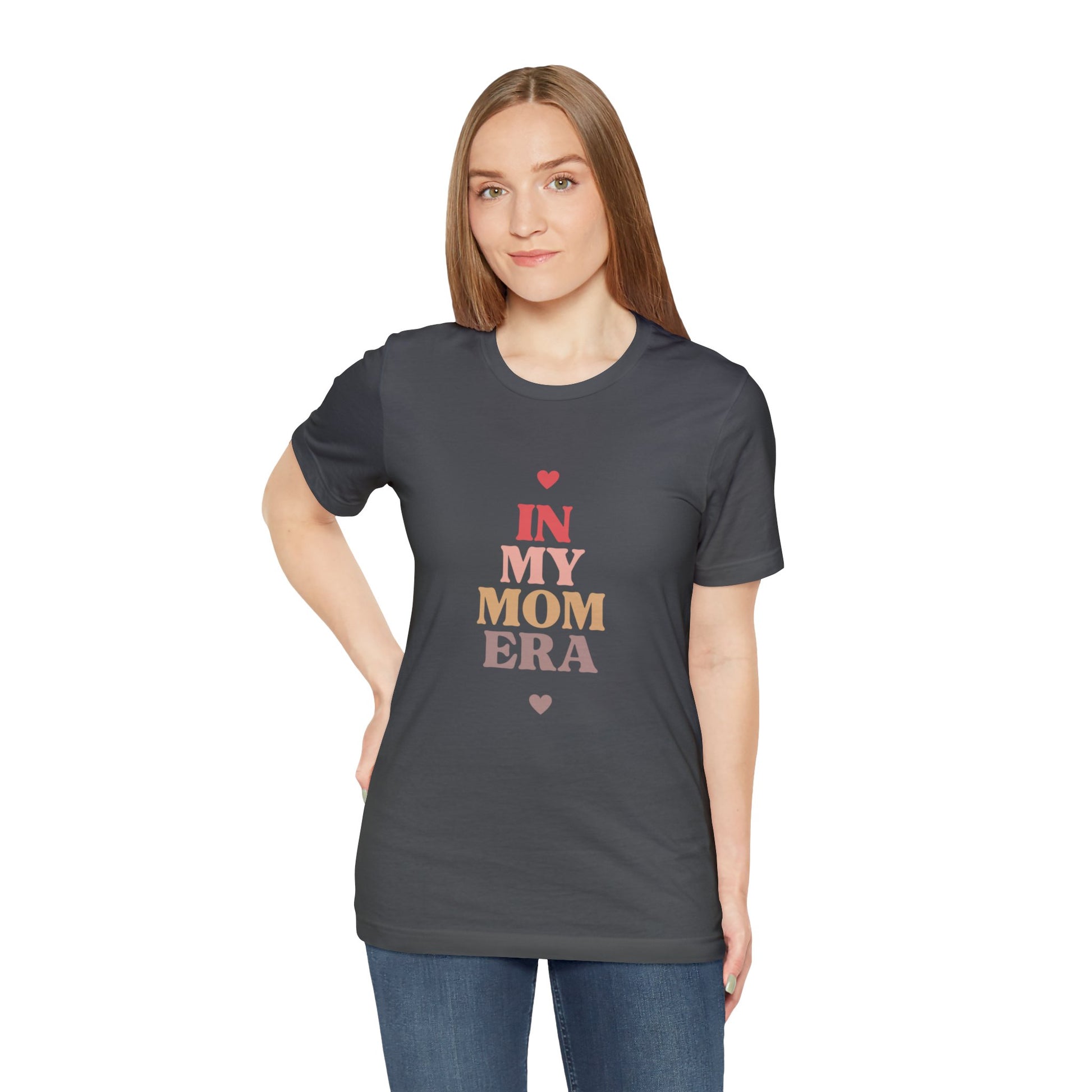 In My Mom Era Mama Heart Graphic T-shirt in Gray from Topaz Peaks